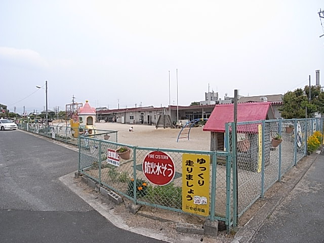 幼稚園・保育園　三宅町立三宅幼児園（幼稚園・保育園）まで497m