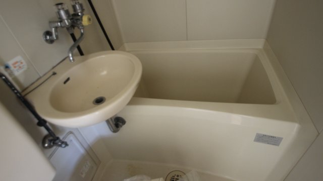 洗面設備　同物件別号室の写真です。