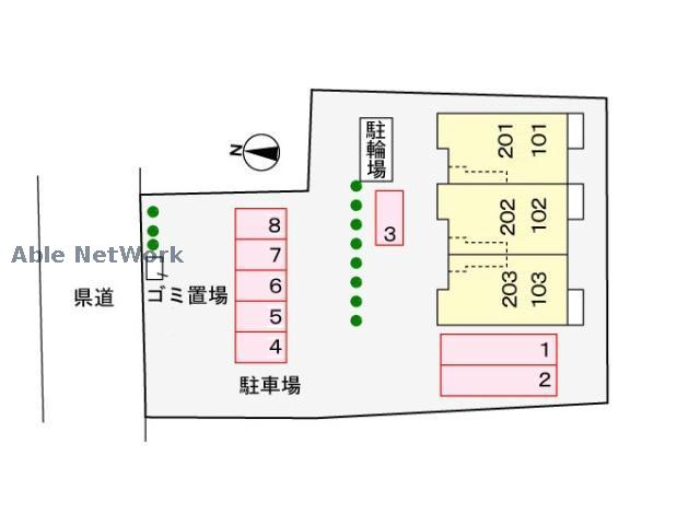 駐車場　駐車場