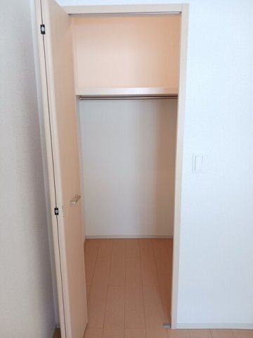 収納　たっぷりとした収納スペースです