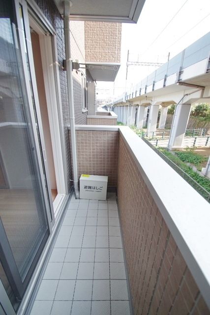 バルコニー　★お問い合わせはタウンハウジング新百合ヶ丘店まで★