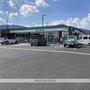 コンビニ　ファミリーマート貴生川駅前店（コンビニ）まで76m