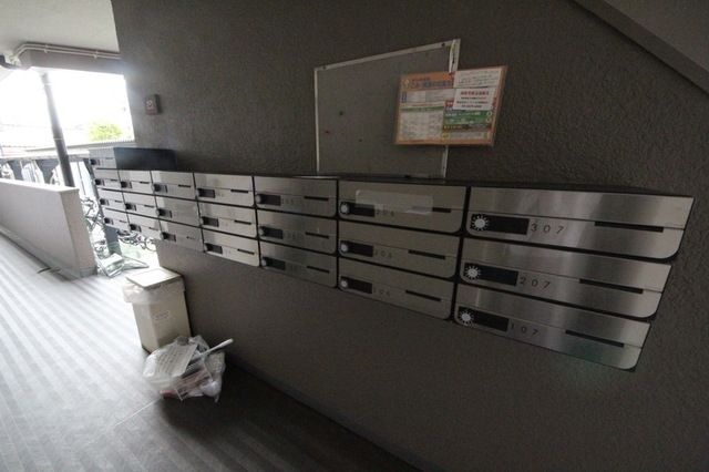 ロビー　☆お問い合わせはお早めに☆