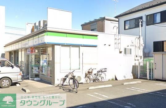 コンビニ　ファミリーマート茅ヶ崎小和田三丁目店（コンビニ）まで250m