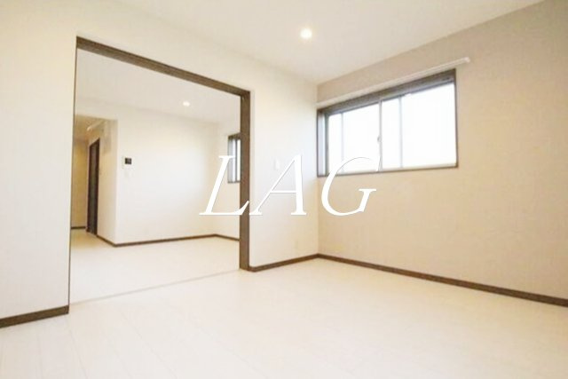 居室・リビング　洋室のお部屋です。