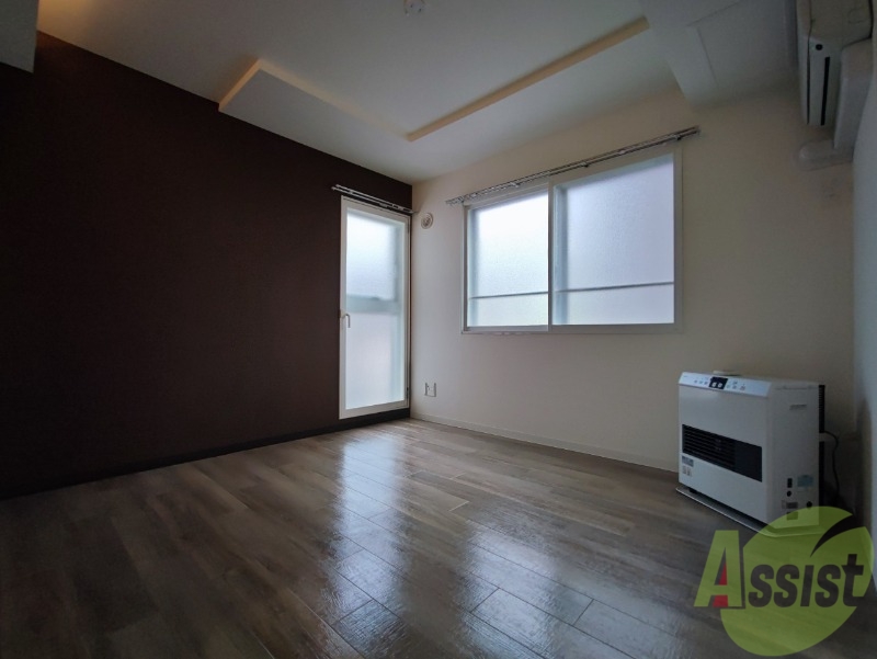 居室・リビング　明るいお部屋は気持ちよく過ごせそうですね。