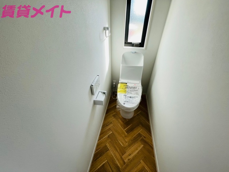 トイレ　別棟参考写真です