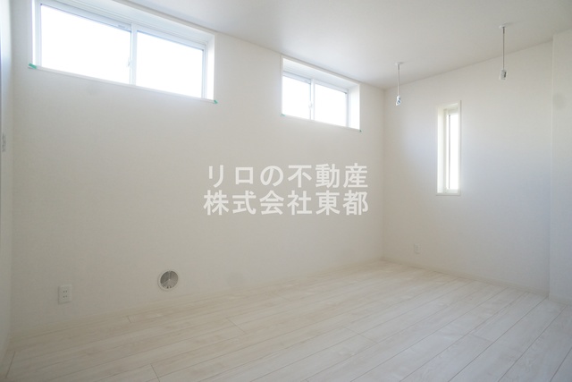 その他部屋・スペース　落ち着いた雰囲気で寝室向きのお部屋です♪洗浄便座付です！毎日