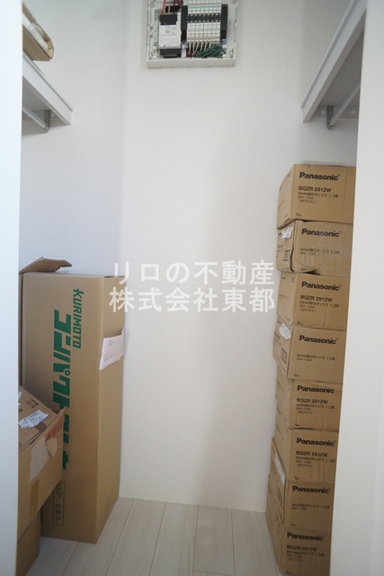 収納　奥行のあるウォークインクローゼットならお荷物多い方でも安心☆
