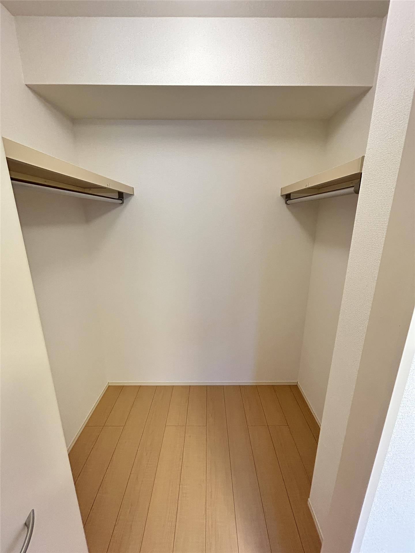 収納　ウォークインクローゼット