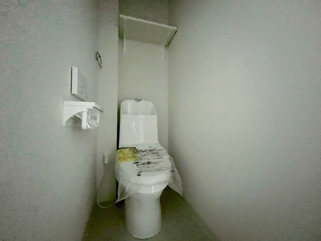 トイレ　トイレ