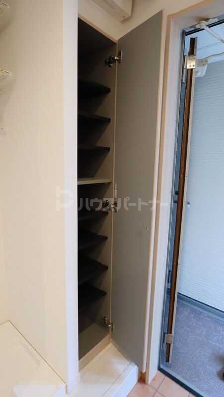 玄関　同施工メーカー内装写真