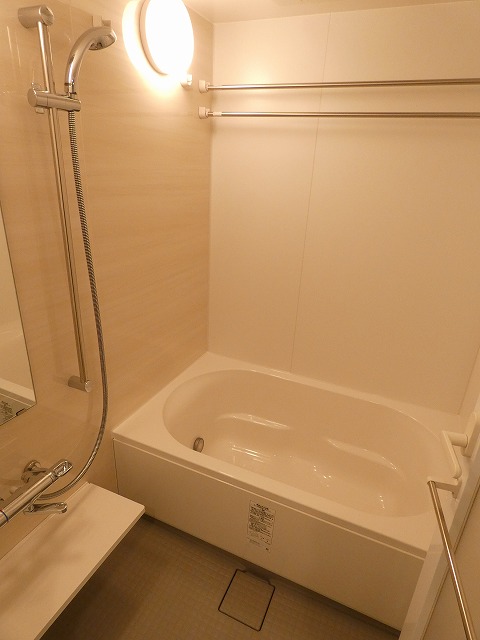 バス・シャワールーム　バス※別部屋参考写真