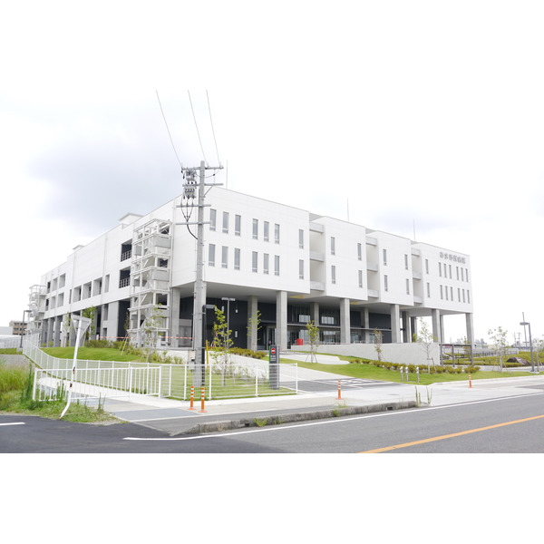 病院　あま市民病院（病院）まで2496m