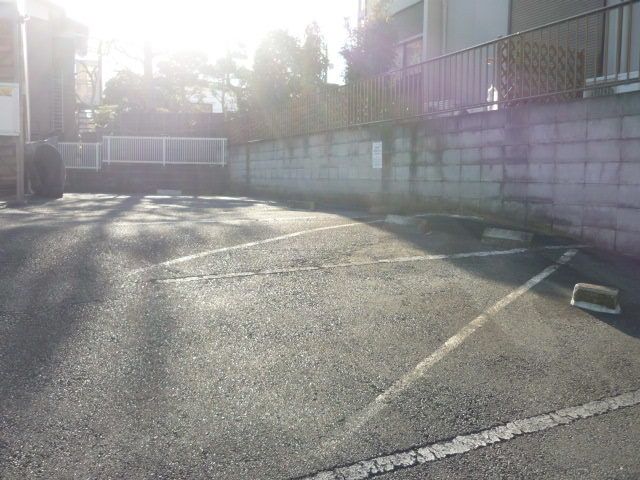 駐車場　★★駐車場★★