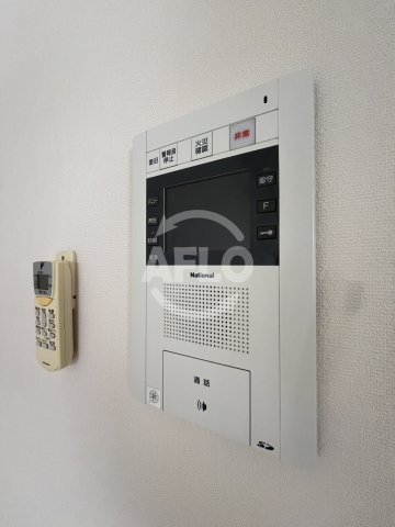 セキュリティ　クリスタルグランツ新大阪モニター付きインターホン