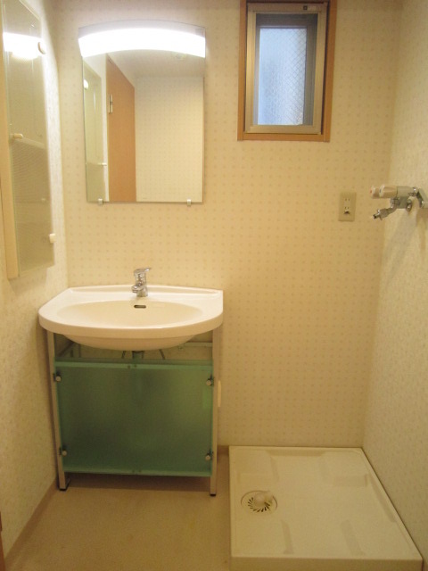 洗面設備　※別部屋の参考写真です。