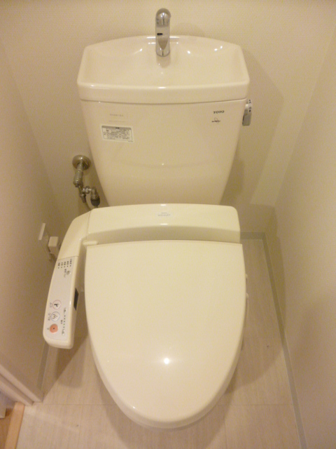 トイレ　※別部屋参考写真