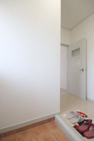 玄関　※前回募集時の画像です。