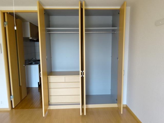 収納　クローゼット（イメージ）