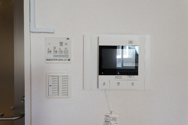 セキュリティ　モニタ付インターホン