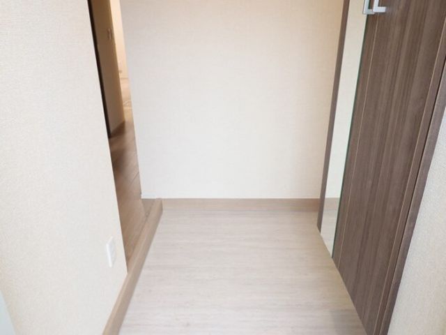 リッシュセゾン Eの玄関写真