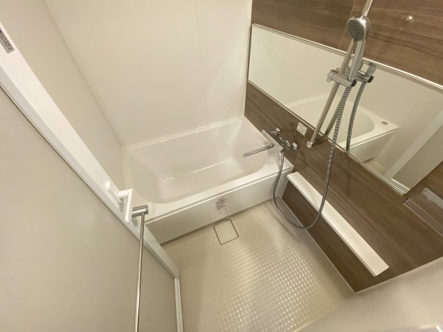 バス・シャワールーム　ゆったり過ごせるお風呂です