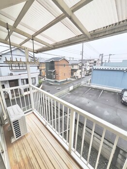 バルコニー