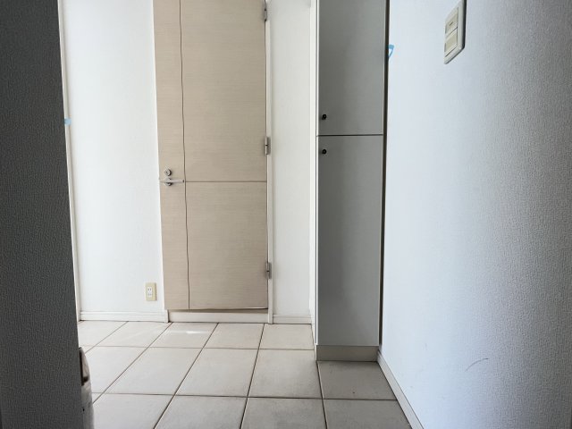 玄関　※別部屋参照