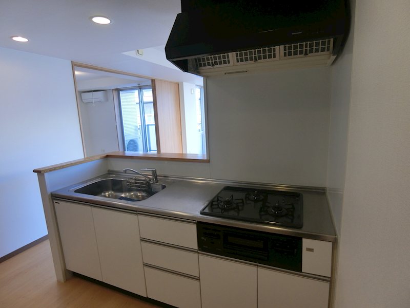 キッチン　同間取り別部屋の写真です。