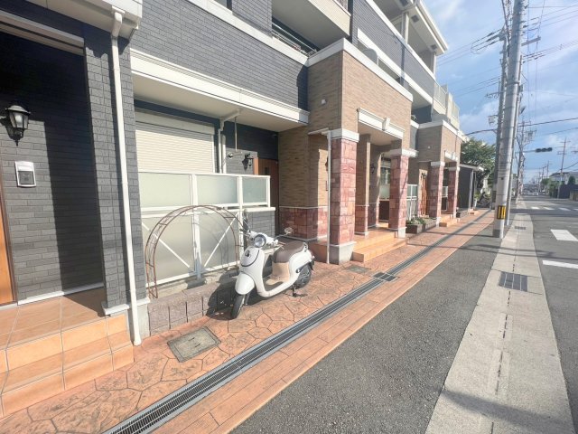 エントランス　綺麗なエントランスです。