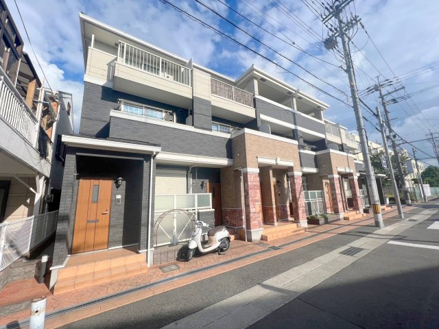 建物外観　綺麗な外観の素敵なお部屋があなたを待っています。