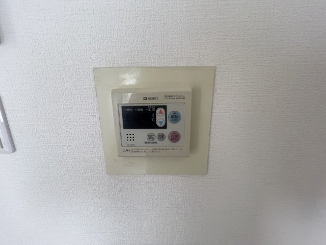 その他設備　給湯リモコン