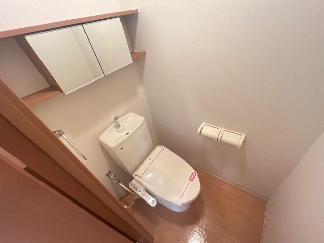 トイレ　シャワー付トイレ