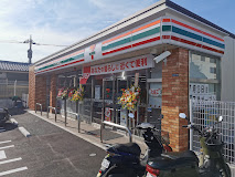 コンビニ　セブンイレブン 川崎柿生駅南口店（コンビニ）まで147m