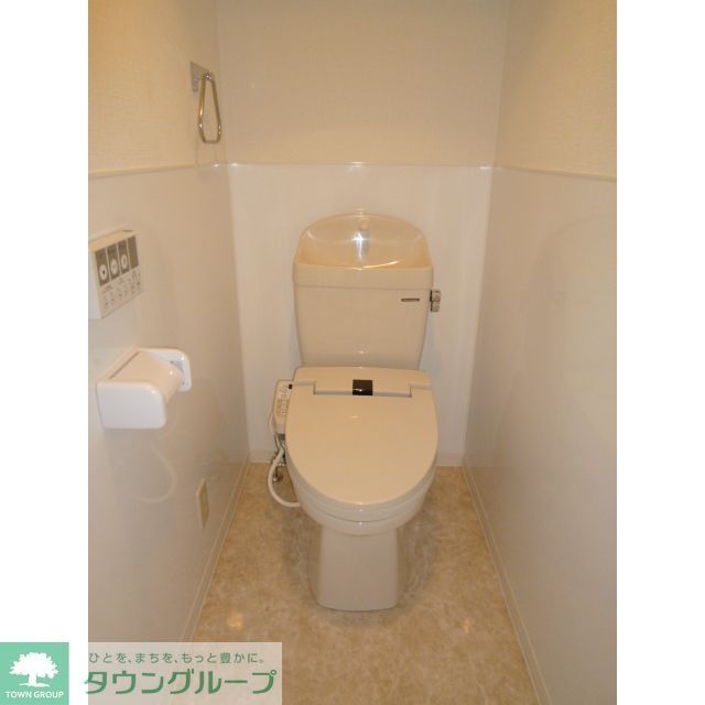 トイレ　シャワー機能付便座