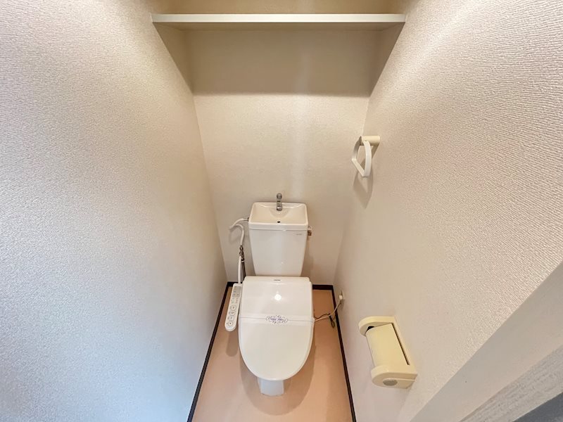 トイレ　別号室