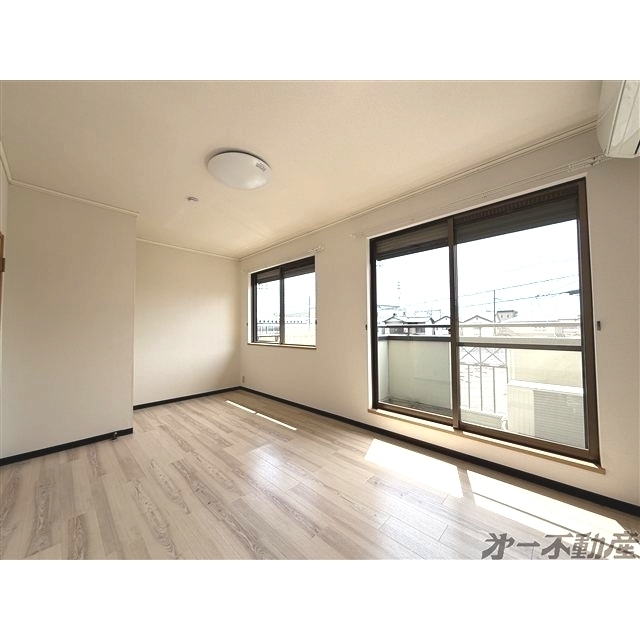 建物外観　洋室