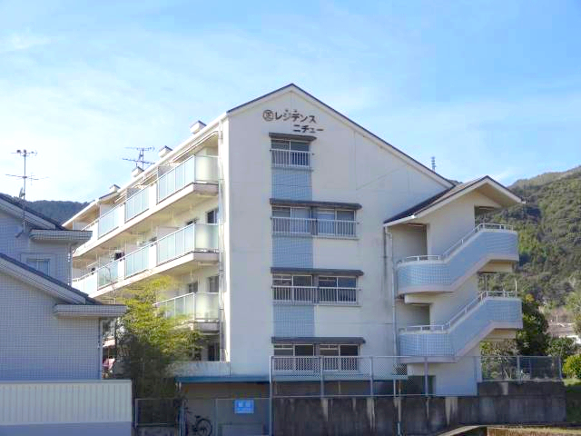 建物外観　2016年3月撮影
