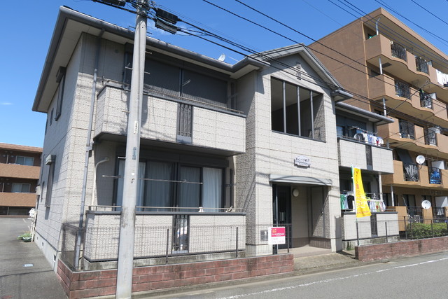 建物外観　ワンフロアー２世帯の都市ガス物件♪