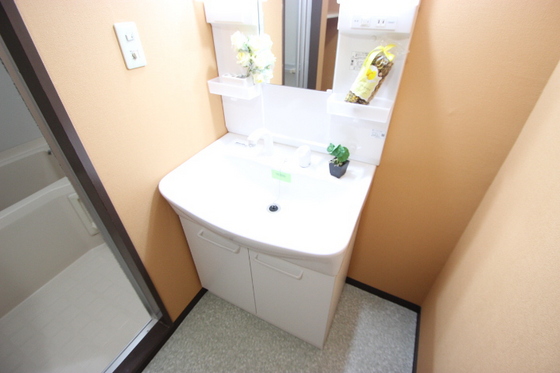 洗面設備　※別部屋の写真です
