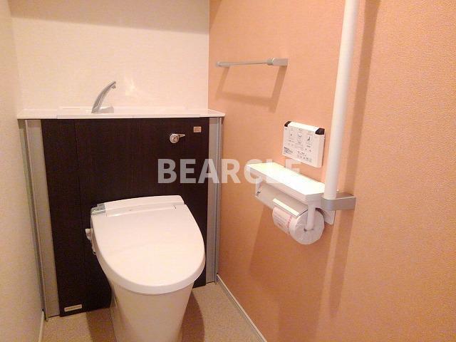 トイレ　トイレもきれいです