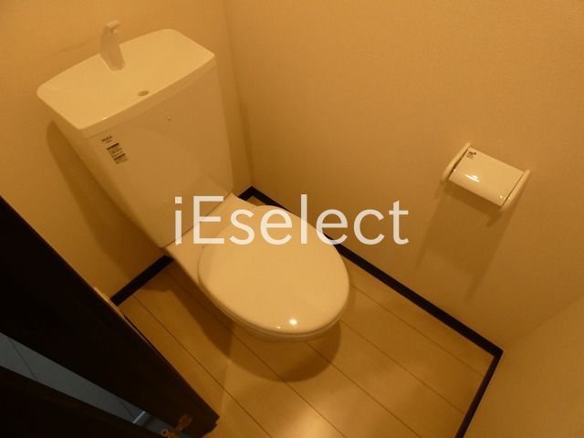 トイレ　シンプルなトイレです。