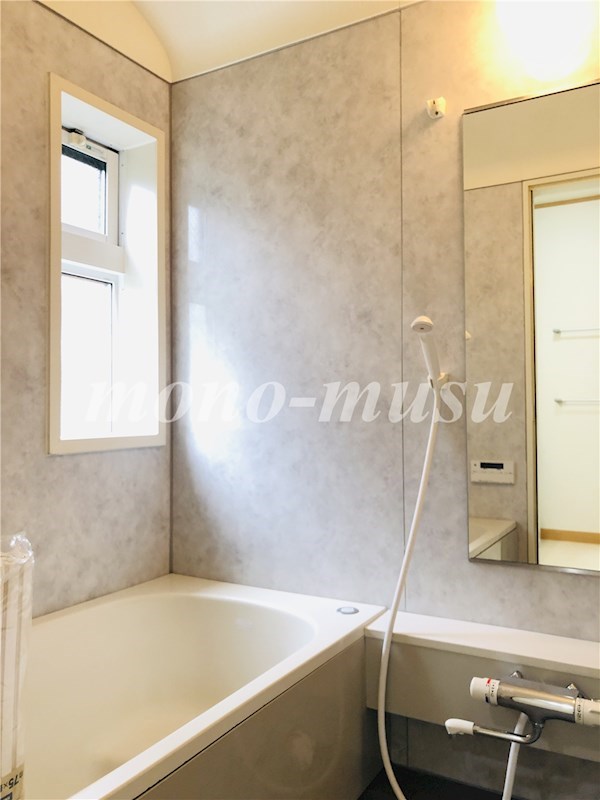 バス・シャワールーム　別部屋参考写真