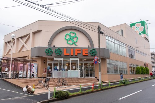 スーパー　ライフ 赤塚店（スーパー）まで1104m