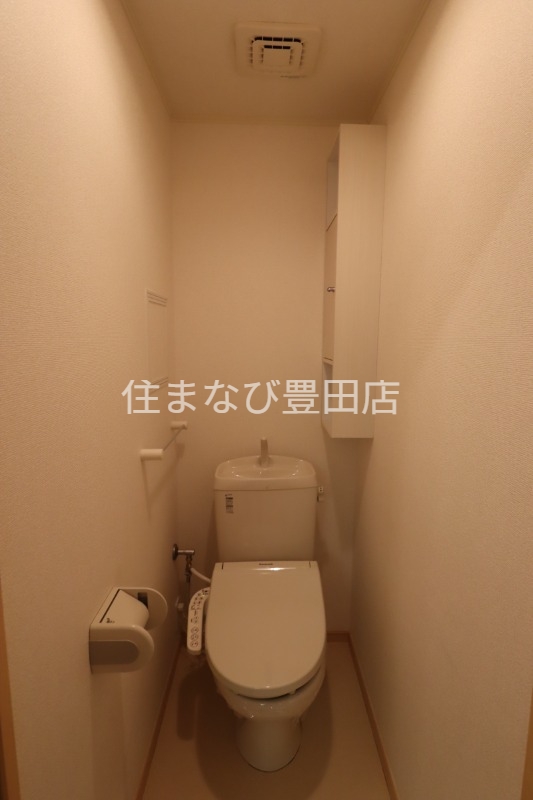 トイレ　同型タイプ