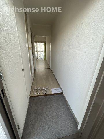 玄関　収納もある玄関です