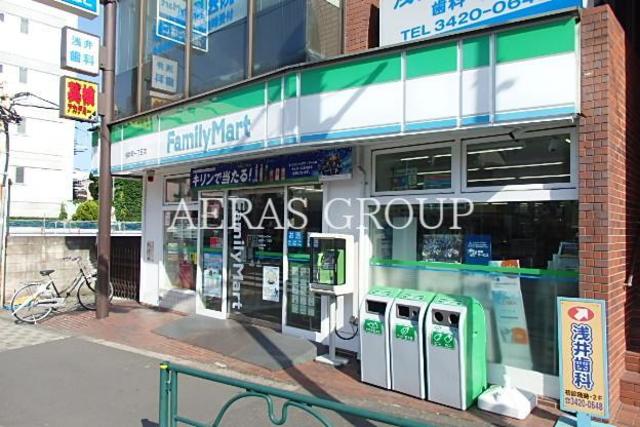 コンビニ　ファミリーマート桜新町一丁目店（コンビニ）まで227m