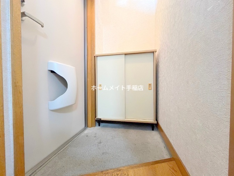 玄関　玄関スペース、シューズボックス付きです♪