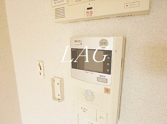 セキュリティ　モニター付きインターホンになります。